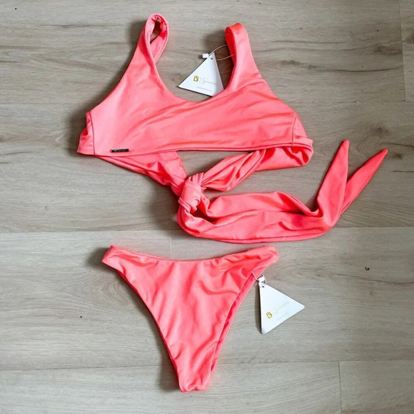 Buff Bunny Swim Bikini Set Wrap Top Cheeky Bottoms NWT Coral Pink Size Small - Picture 5 of 11